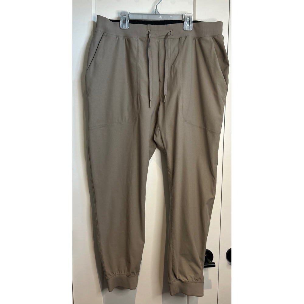 Lululemon ABC Jogger Warpstreme Khaki Tan Tapered Pants Mens XL 36x29